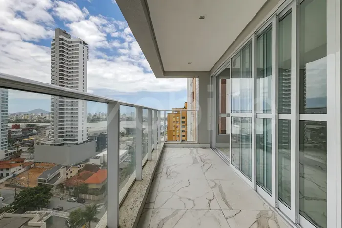 Apartamento no Edifício Alfredo Volpi Residencial.