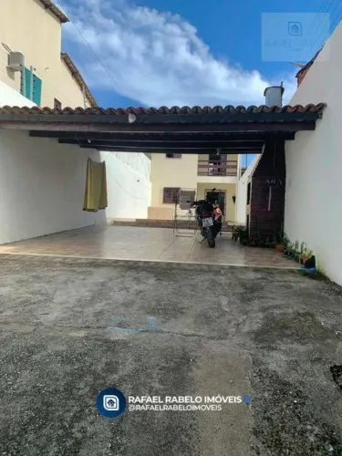 Casa com 3 dormitórios à venda, 190 m² por R$ 380.000,00 - Barroso - Fortaleza/CE