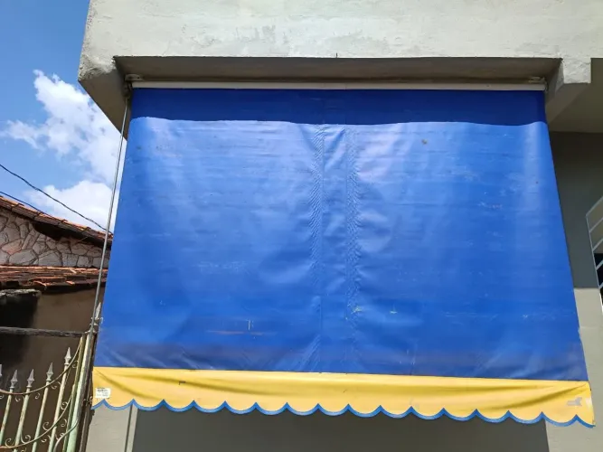 Toldo retrátil 2,90 X 1,90