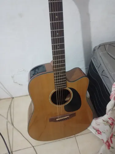 TAKAMINE EG340C// VENDA POR 3.200