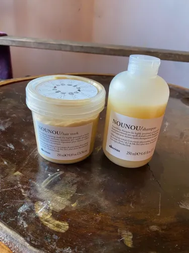 Produto de cabelo recontrucao Davines