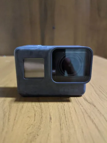 GoPro Hero 5 Black + Maleta Lowepro + Kit Completo de Acessórios (Perfeita)