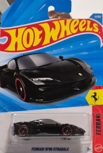 Hot Wheels Ferrari SF90 Preta