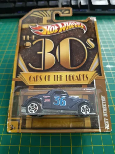 Hot Wheels Neet Streeter The 30s Cars of The Decades
