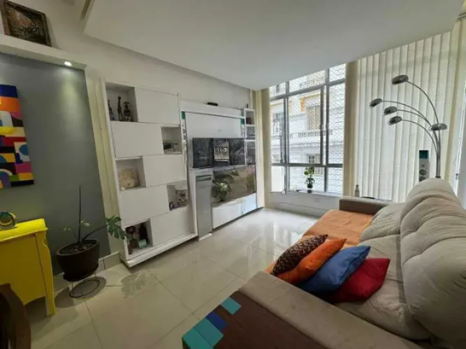 Apartamento - / Residencial / Flamengo