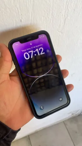 iPhone XR na carcaça do 14 pro ! 