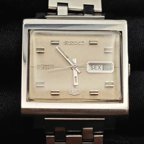 Relógio Seiko "TV Screen"