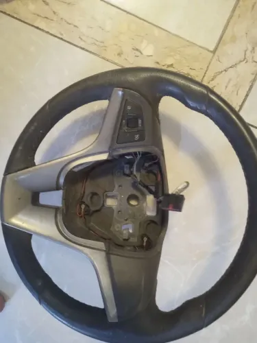 Vendo volante cobalt,Onix,prisma qualquer linha Chevrolet 