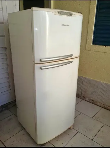 Geladeira 127w