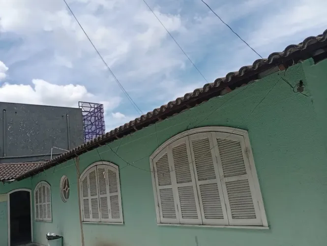 QUARTO NO CAJURU 