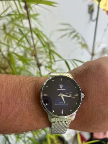 Relógio  Importado Poedagar Aço inox  fundo Azul