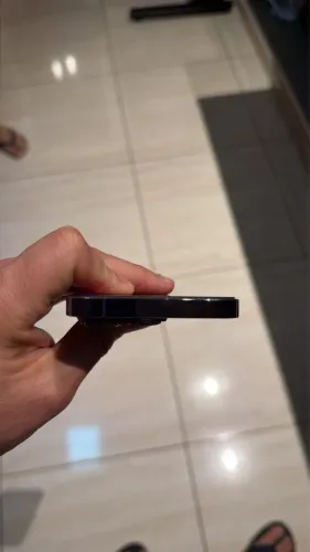 Vendo iPhone 14 Pro muito conservado 80%de bateria