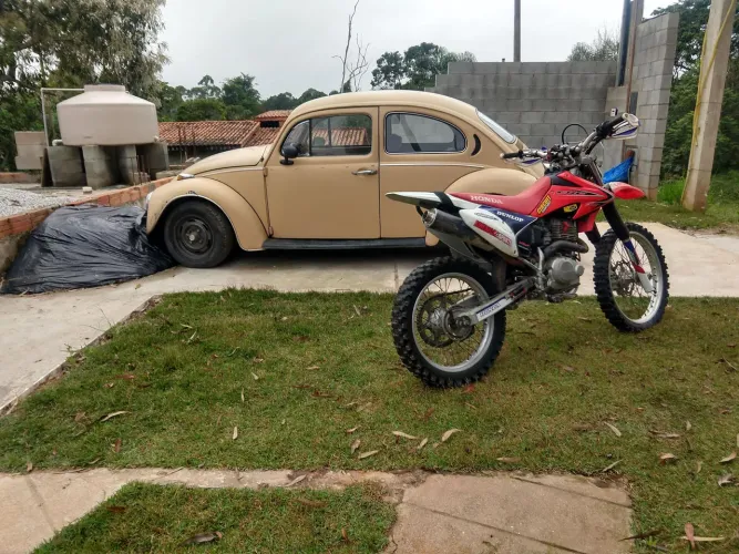 Honda CRF 230 (2012) - Pouco Usada, com Acessórios / Ótimo Estado