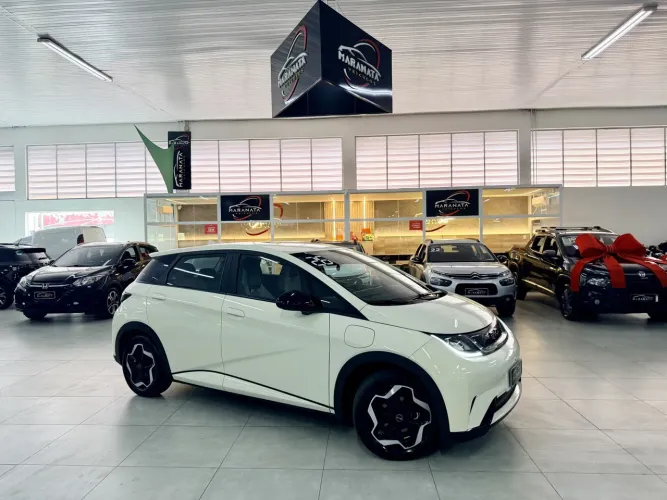 BYD Dolphin EV (Elétrico) 2026