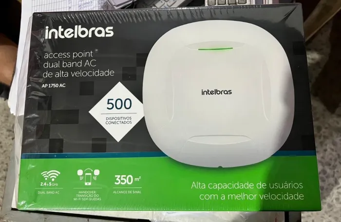 Access Point Wi-Fi profissional da Intelbras, modelo Intelbras AP 1750 AC.