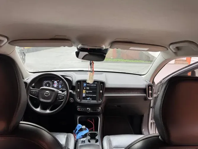 Volvo XC40 T-4 2.0 190cv FWD 2019
