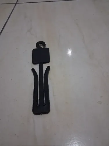 Cabide Chinelo Sapatilha (lote com 115 unidades)