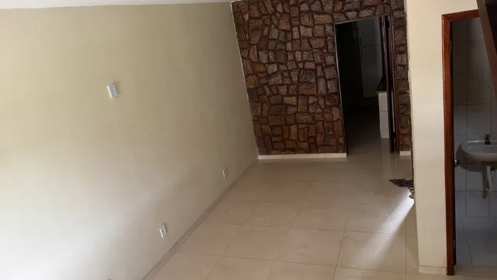 Casa duplex em condomínio | 2 quartos, mezanino e vaga exclusiva | Sem taxa de condomínio