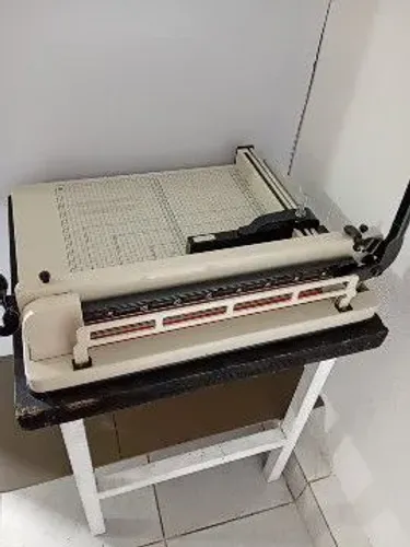 Guilhotina a3