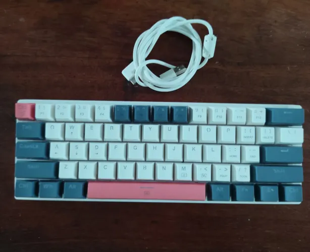 Teclado Mecânico Machenike K500-B61 Com Fio Red Switch RGB 60%