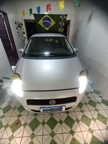 Fiat Punto 1.4 Fire Flex 8V 5P 2010