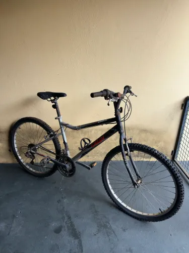 Bicicleta Caloi Aro 26