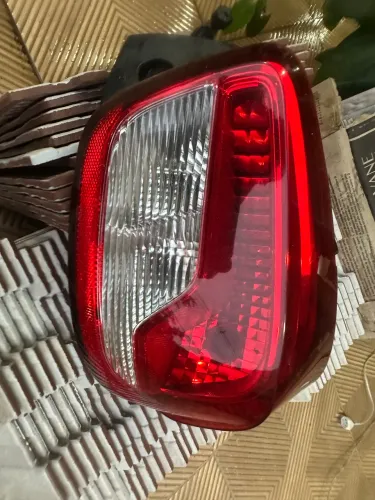 Lanterna Kwid Original