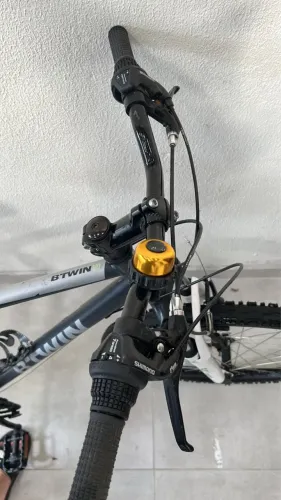 Bicicleta B'Twin Rockrider 120 - 21 Marchas Shimano (Pouco Usada)
