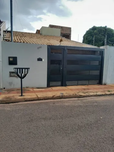 VENDO CASA ACEITO VEICULO