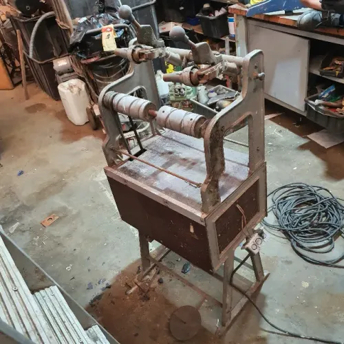 Máquina Conicaleira Rebobinadeira De Linha Têxtil Usada