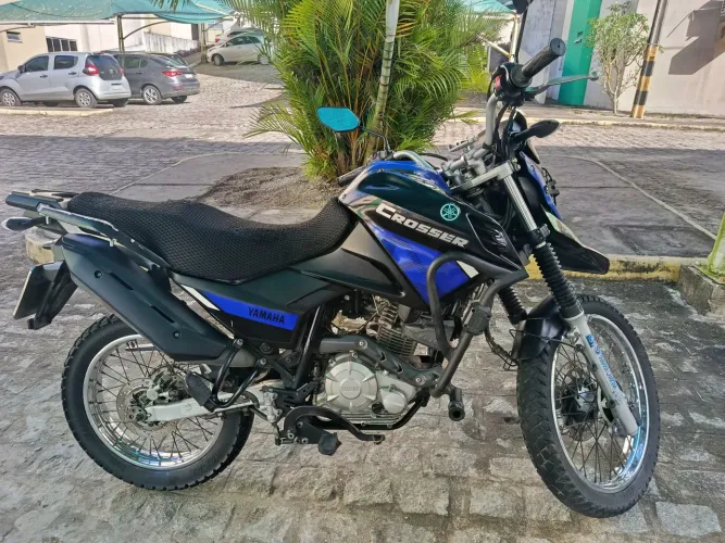 Crosser 2022 cor Azul