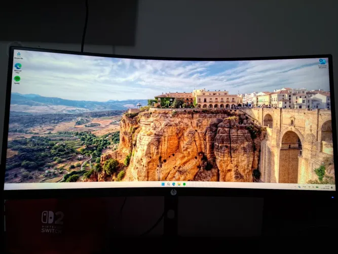 Monitor UltraWide 30' Haiz 200hz
