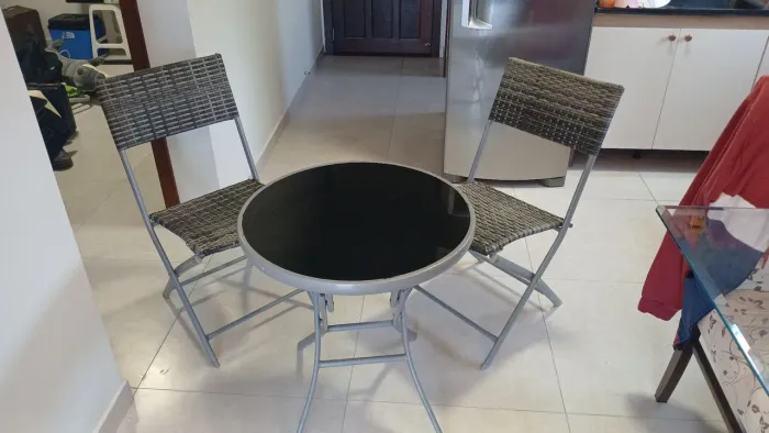 Mesa +02 cadeiras 