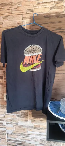 Camiseta Nike original tamanho M Usada
