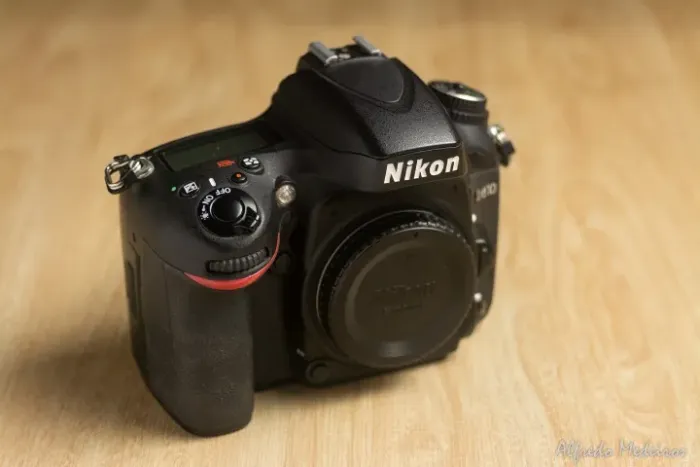 Camera Nikon D610 - Full Frame - Corpo** * 34.400 cliques (uso moderado)
