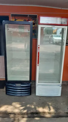 vendo duas geladeiras expositoras 