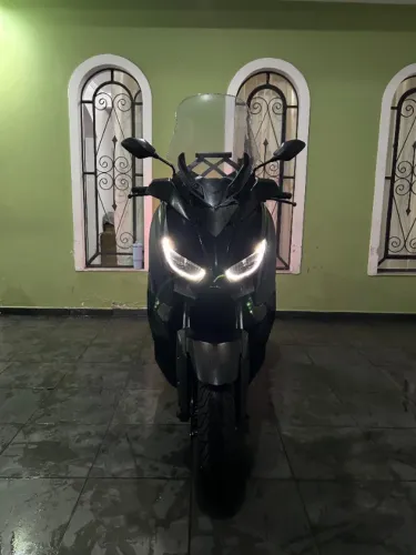 Yamaha XMax 250 ABS 2022
