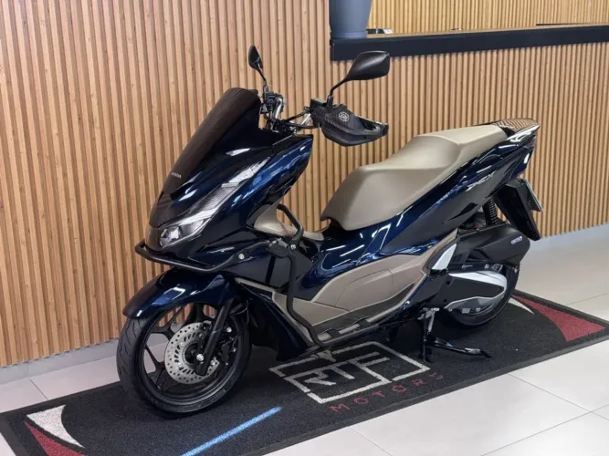 HONDA PCX 160 DLX 2025