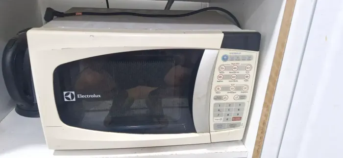 Microondas Electrolux com defeito