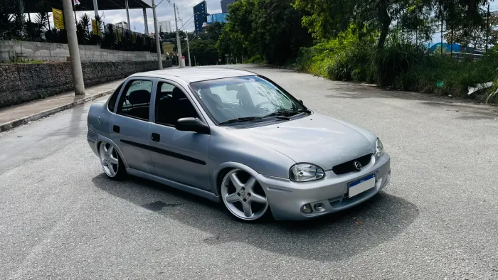 Chevrolet Corsa Sedan Super/ Classic 1.6 MPFI 8V 4 2002