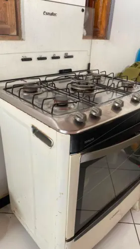 Vendo um fogão 5 bocas 