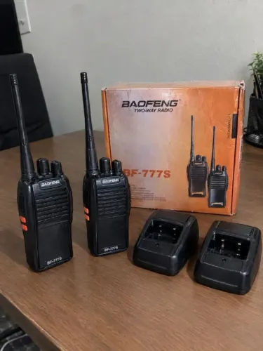 Radio walk talk Bivolt BF-777|AJ-E06