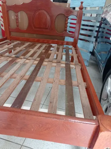 cama de casal contato- *82