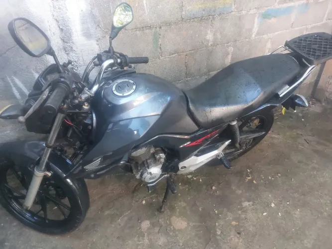 vende se fan 2018 modelo 2019