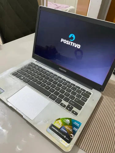 Notebook positivo 