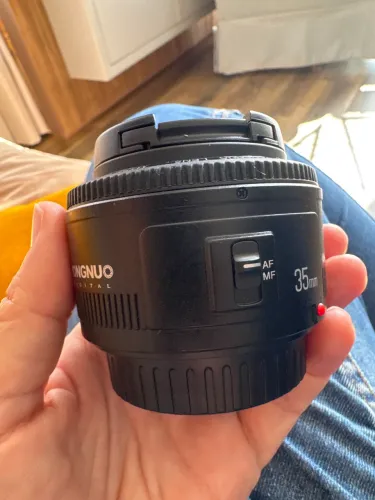 Lente Yongnuo YN 35mm f/2 para Canon EF - praticamente nova