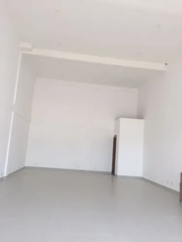 Atlantica Imóveis tem excelente Sala para Locação na Imboassica, Macaé/RJ.