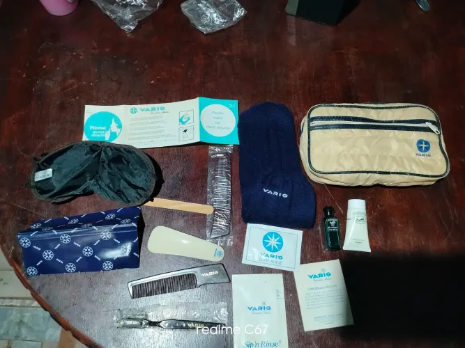 Kit de bordo primeira classe anos 80 e 90 da varig 