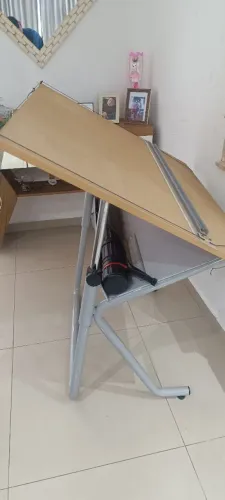 Mesa para projetista marca Trident