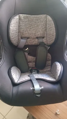 Cadeirinha infantil Voyage status